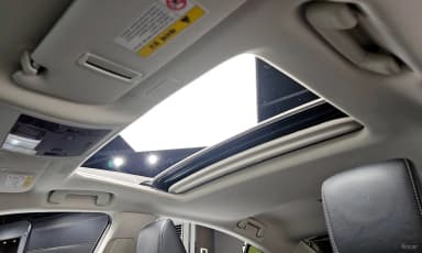 ES300h 7th Generation