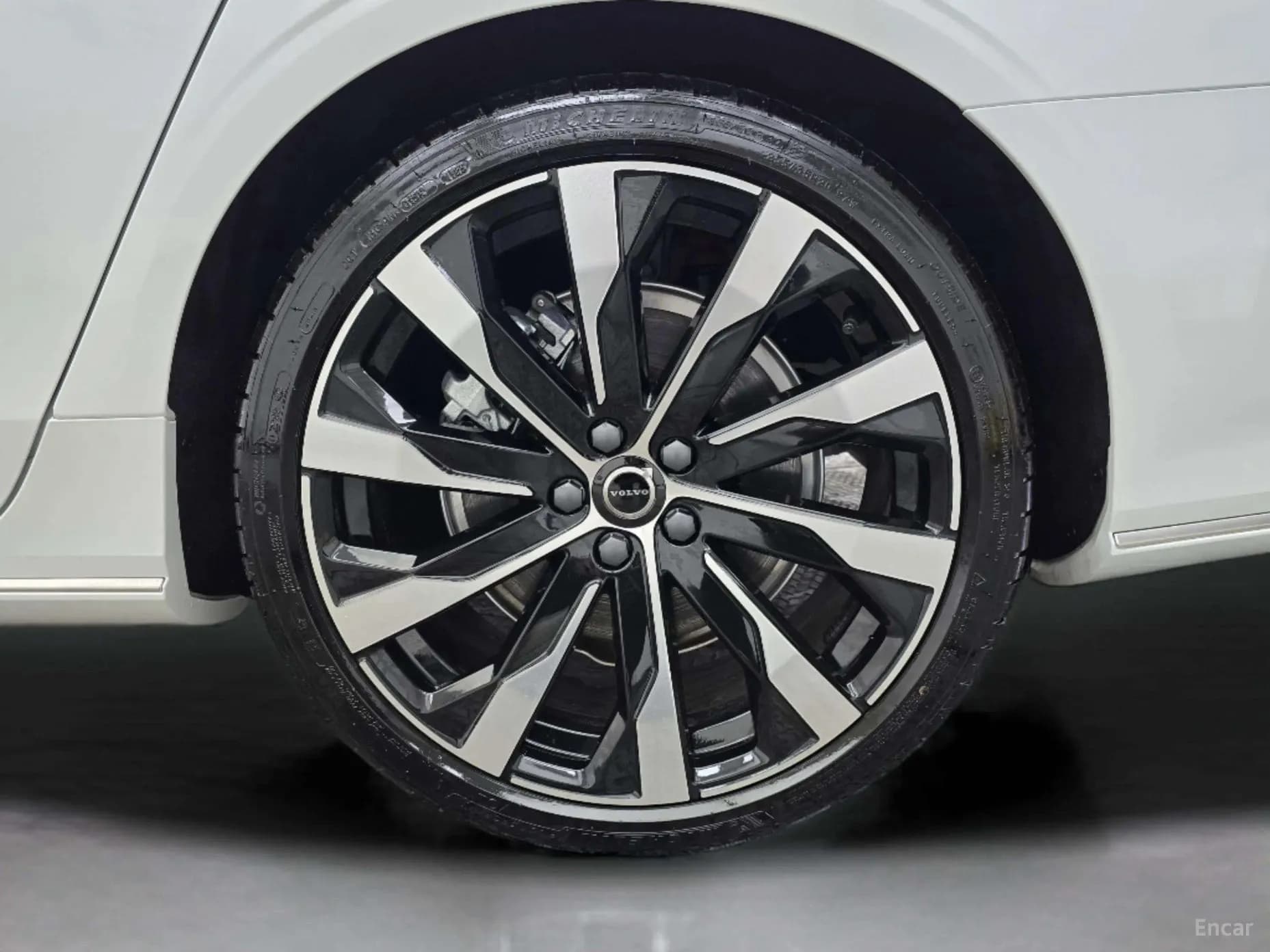 S90