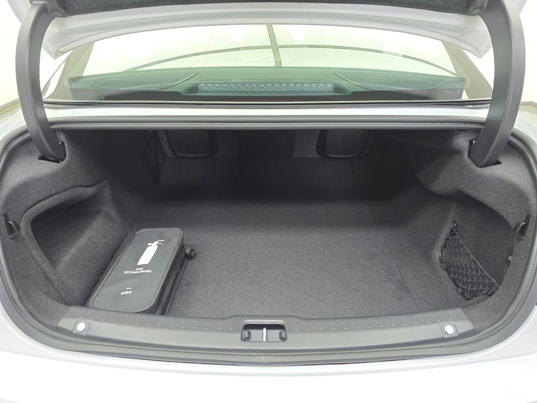 S90
