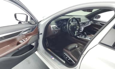 7 Series (G11)