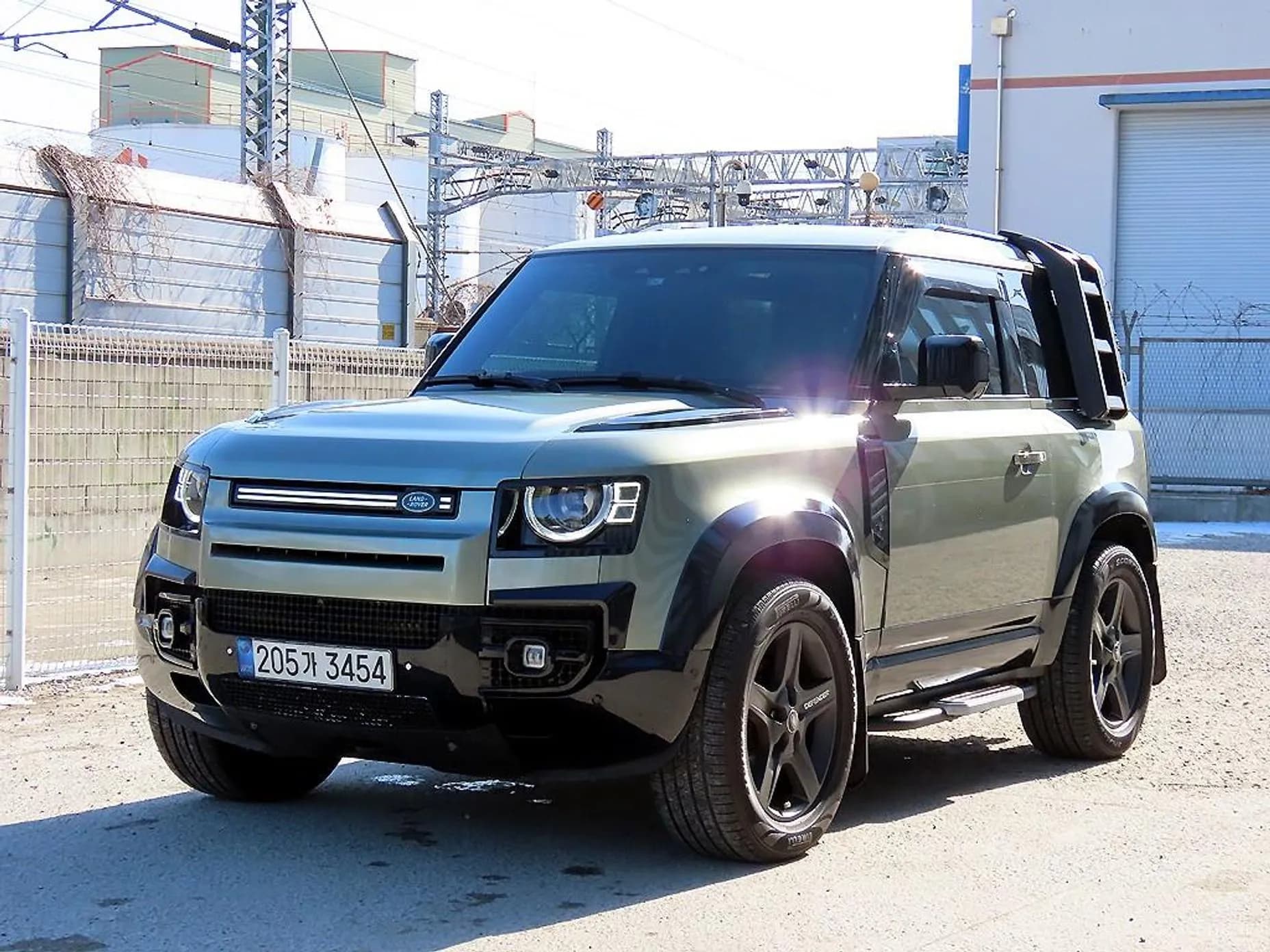 Defender (L663)