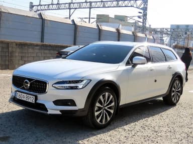 V90 Cross Country