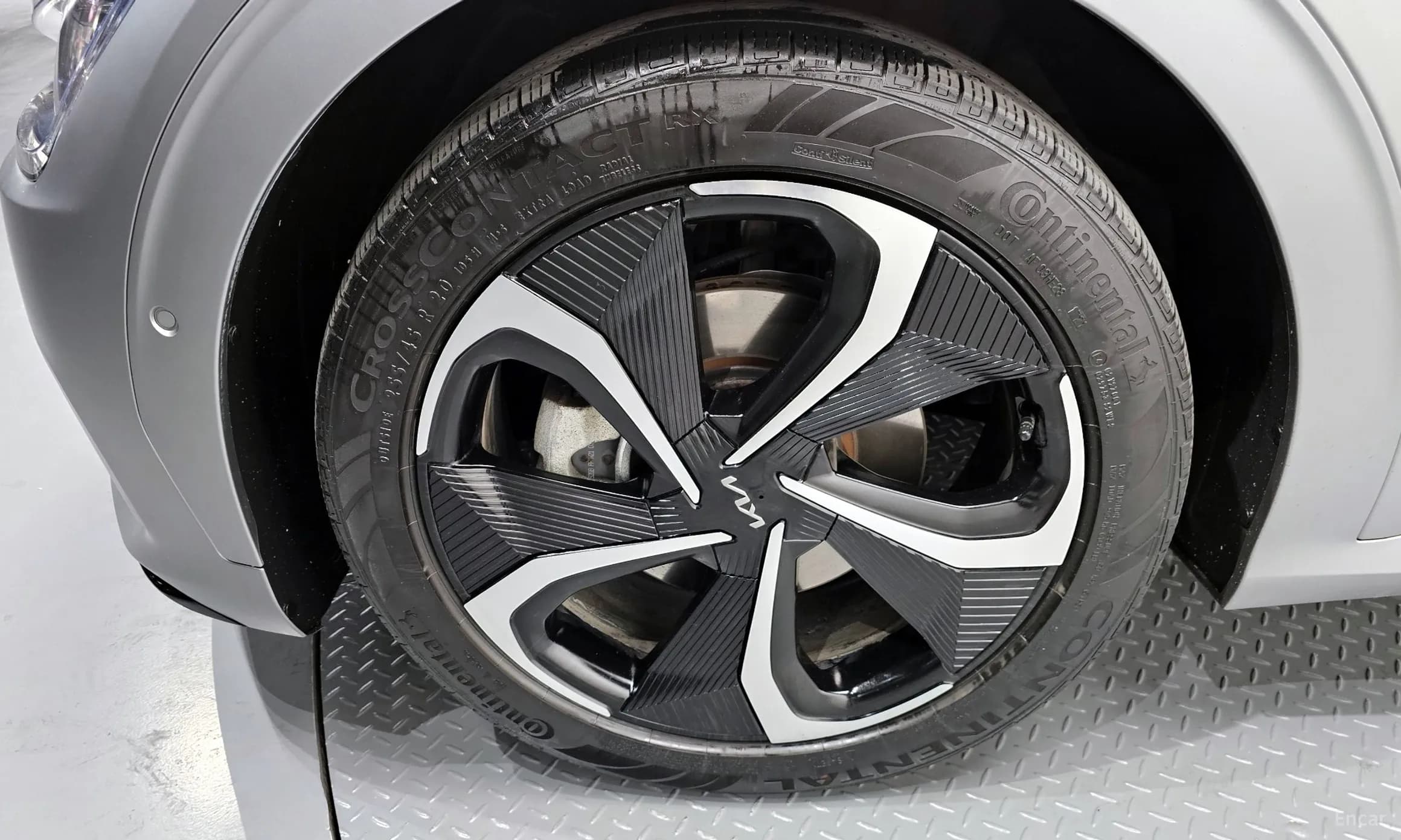 EV6