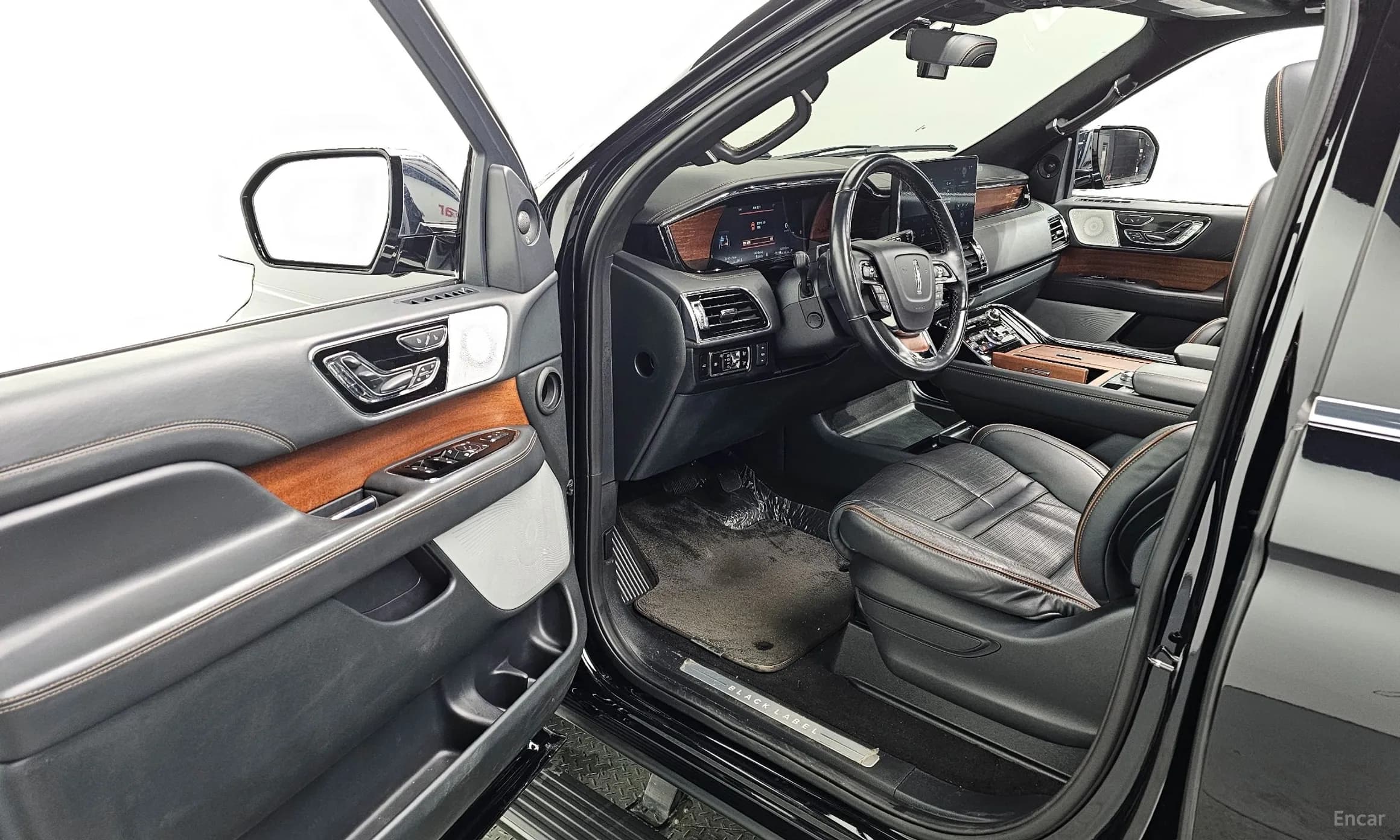 Navigator 4th generation