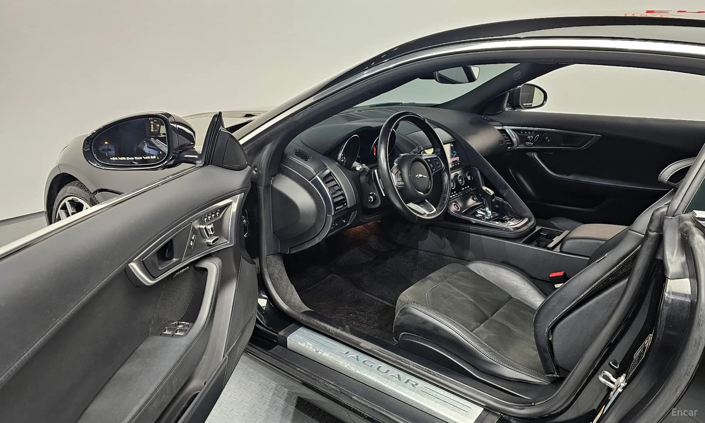 F-TYPE