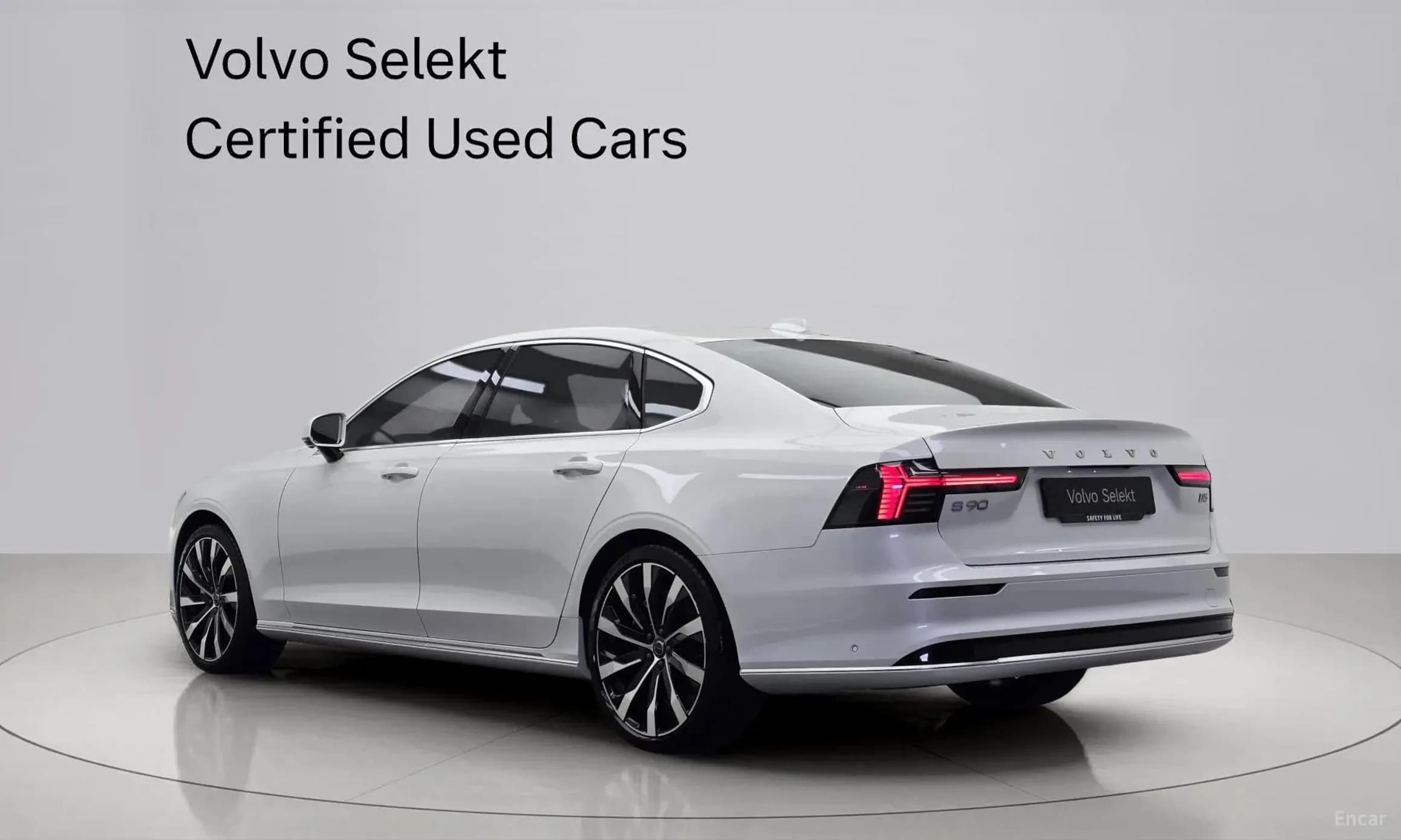 S90