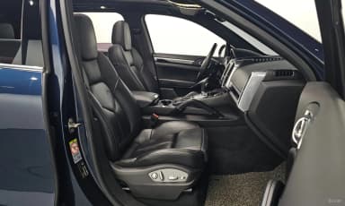 New Cayenne