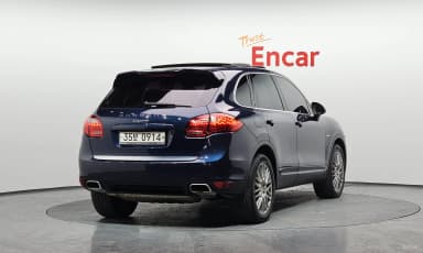 New Cayenne