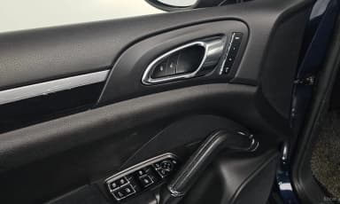 New Cayenne