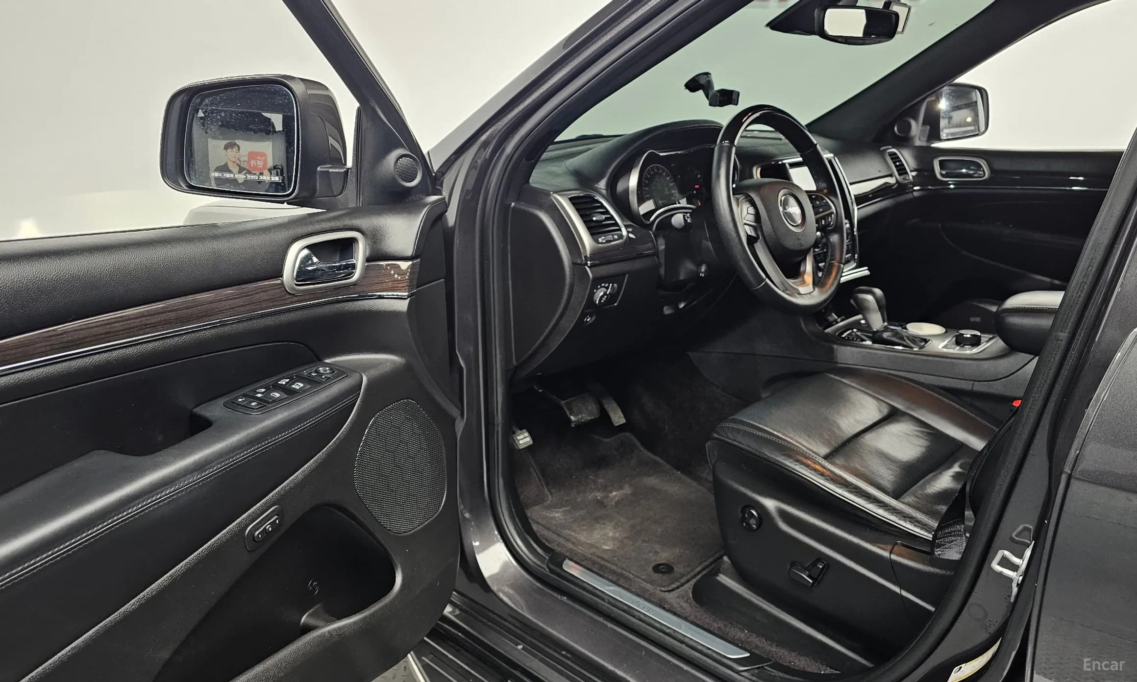 Grand Cherokee