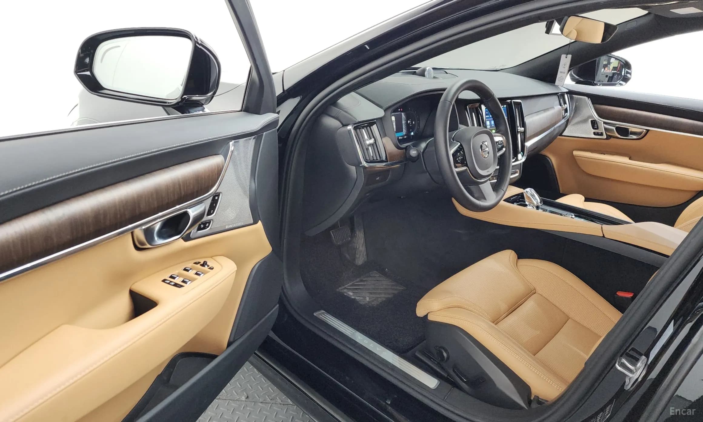 S90