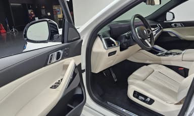 X6 (G06)