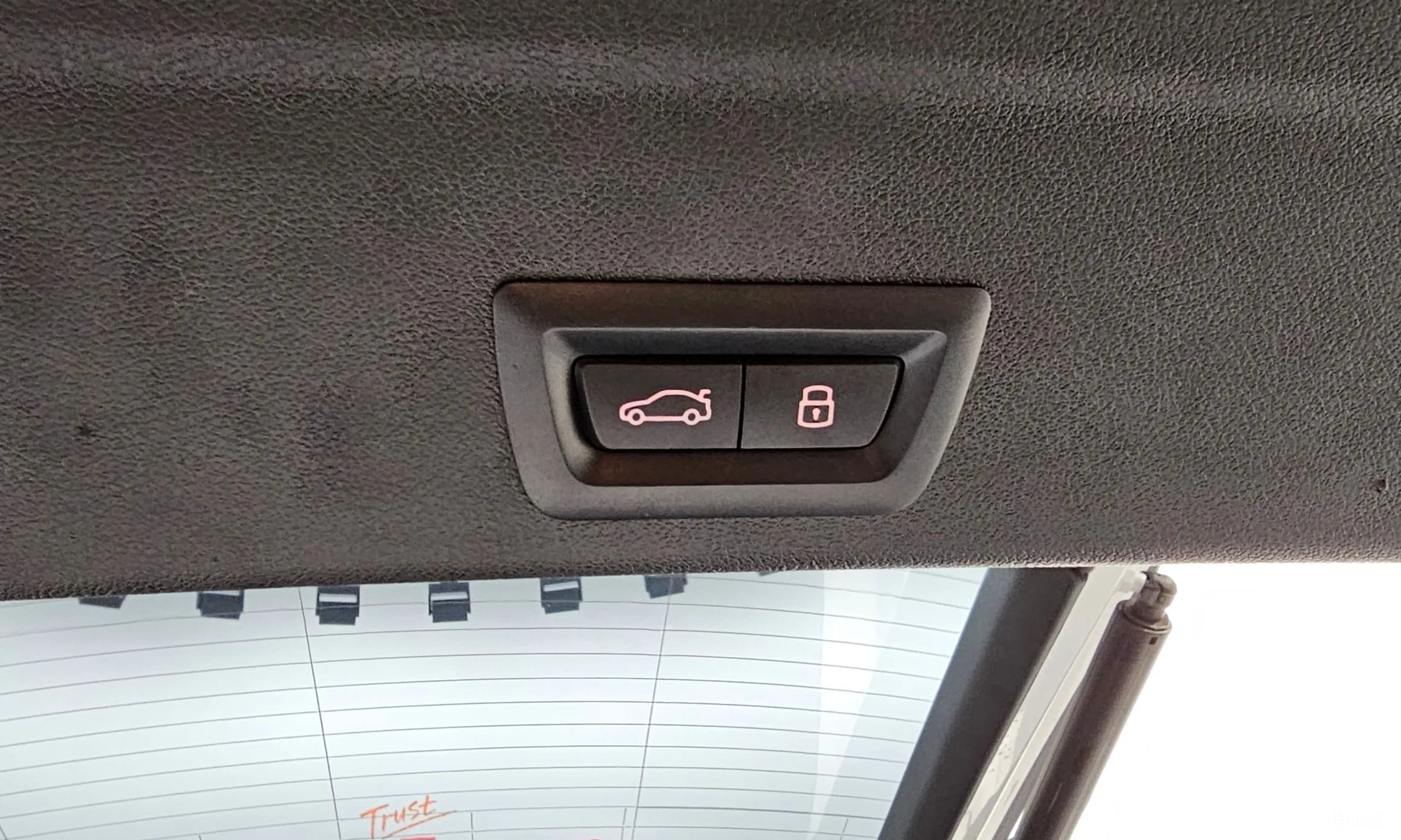X6 (G06)