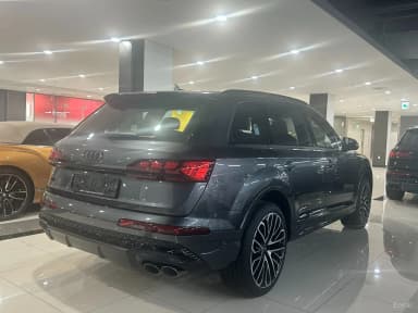SQ7 (4M)