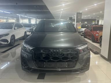 SQ7 (4M)