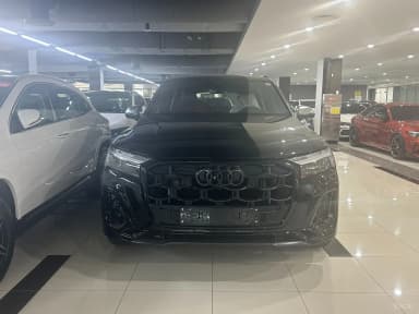 SQ7 (4M)