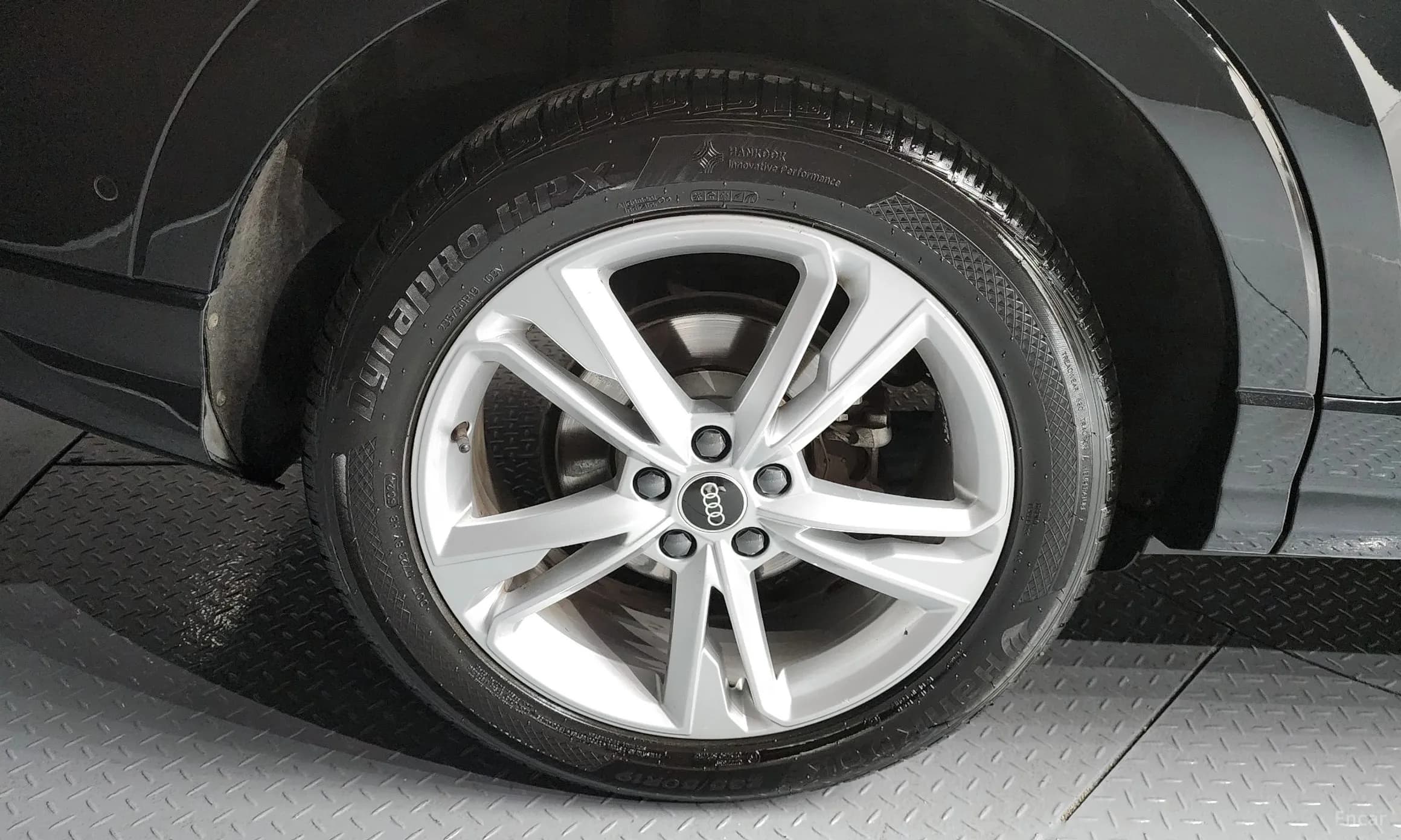Q3 (F3)