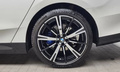 5 Series (G60)