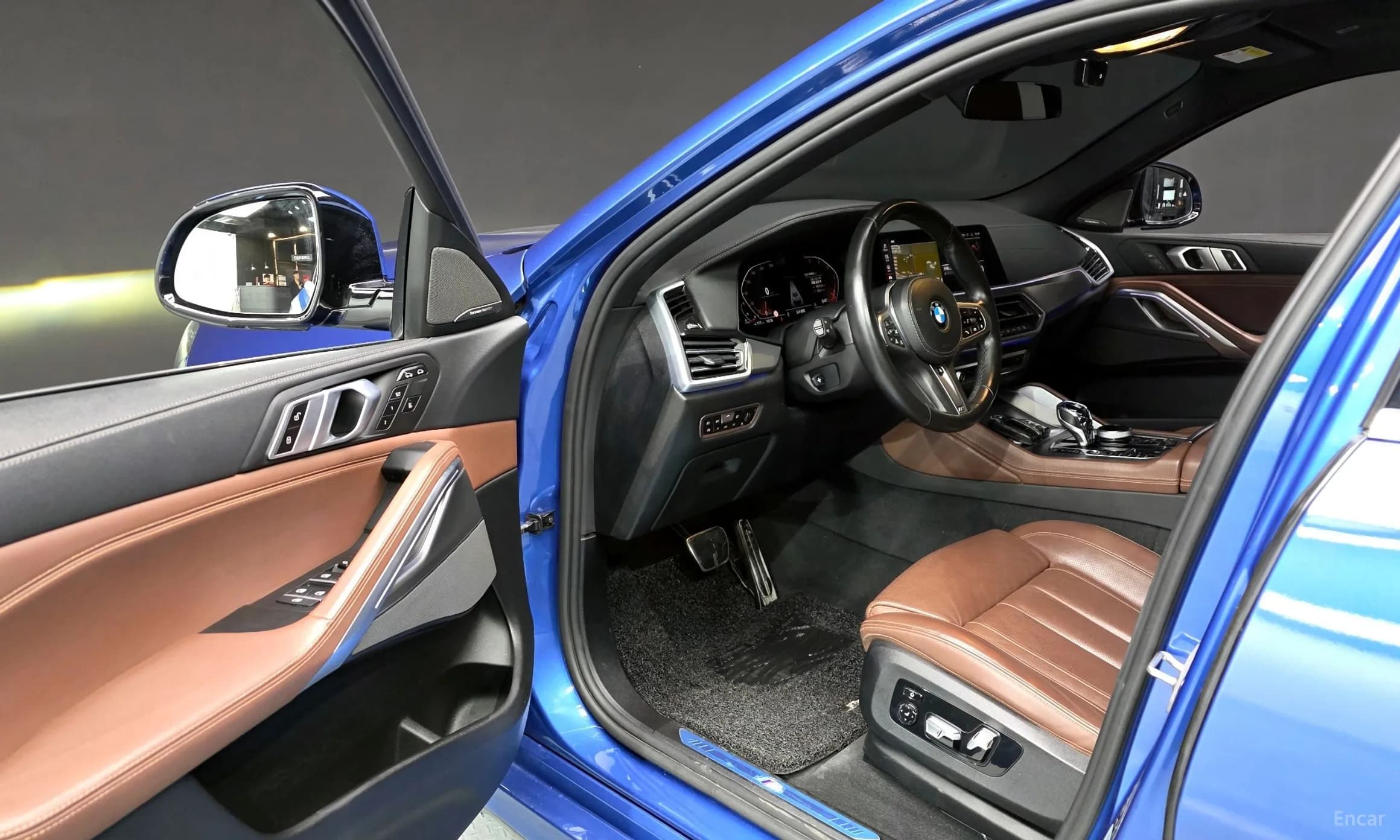 X6 (G06)