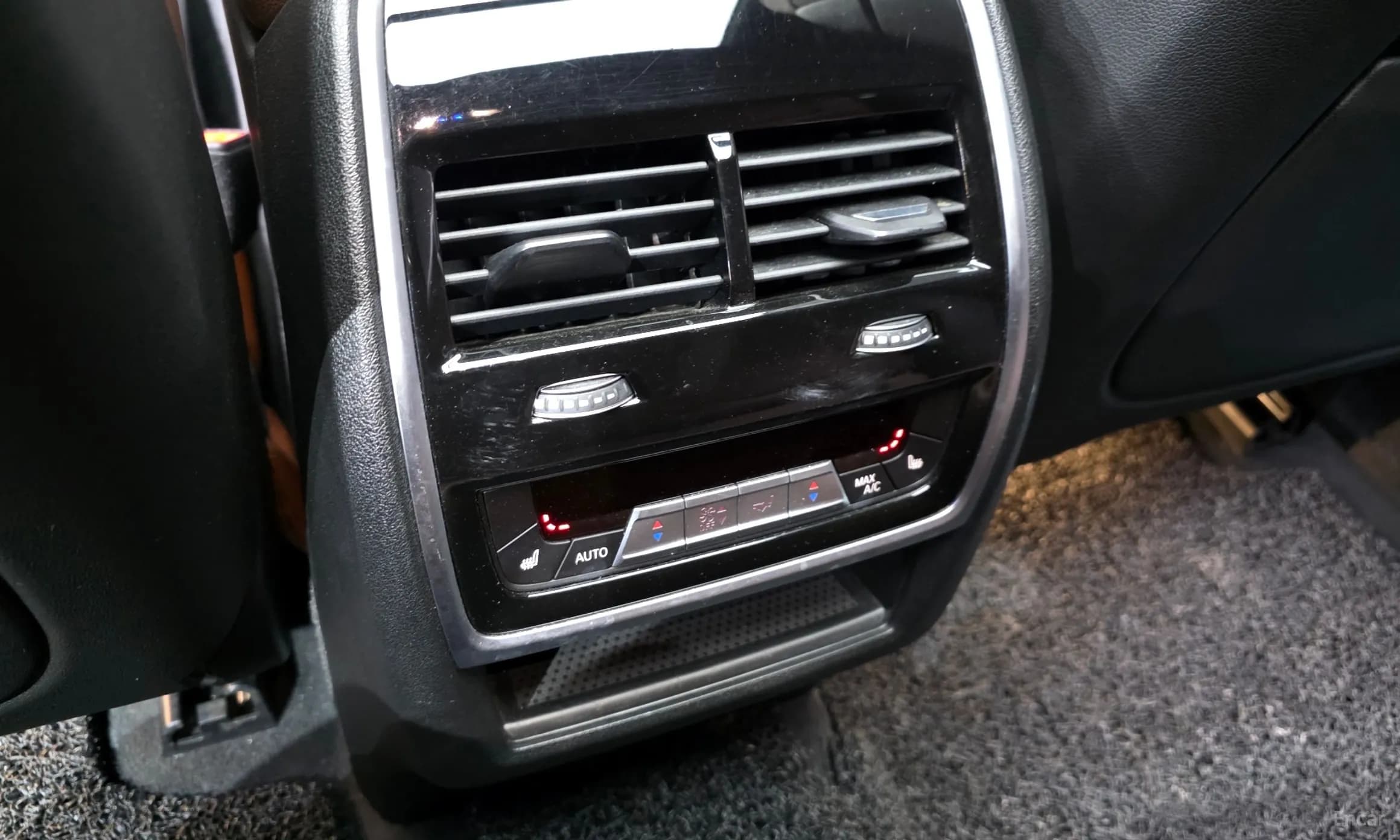 X6 (G06)