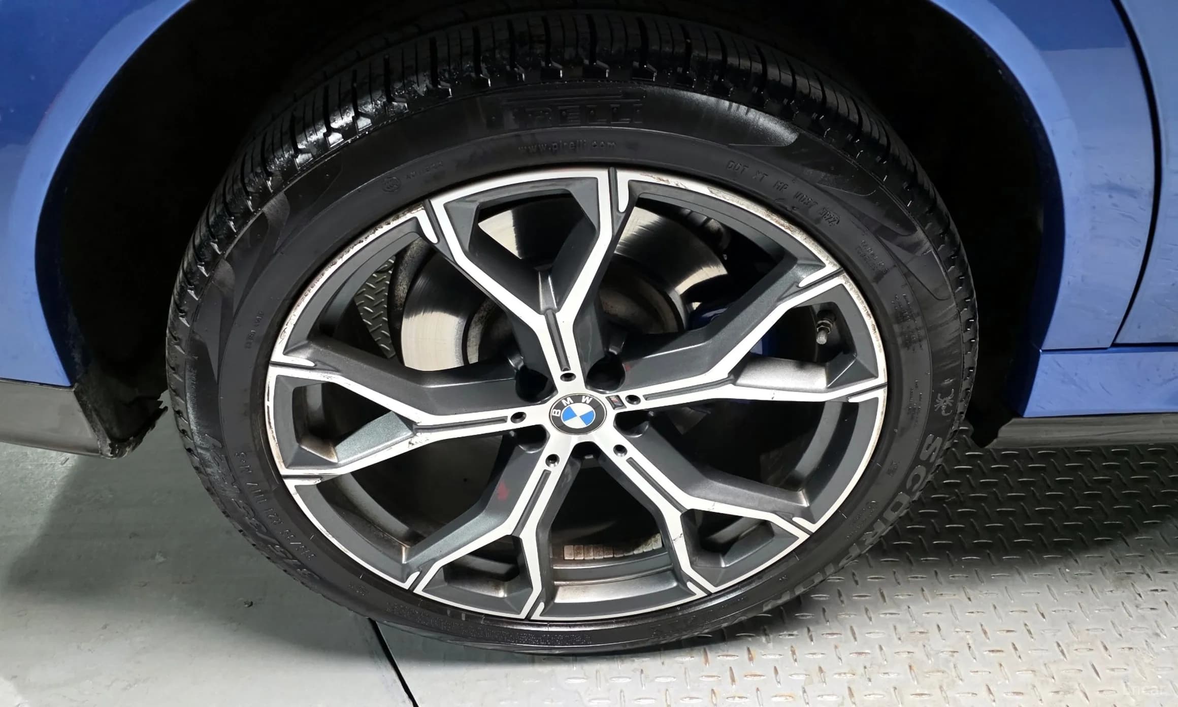 X6 (G06)
