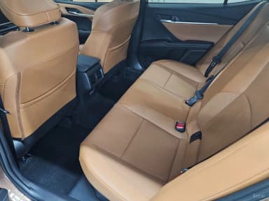 Camry (XV80)