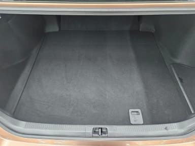 Camry (XV80)