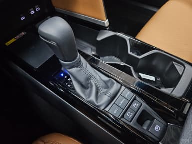 Camry (XV80)