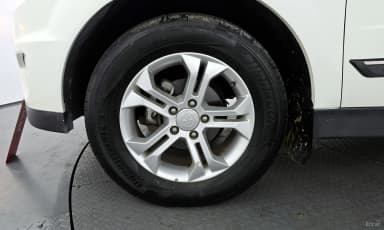 Korando Sports