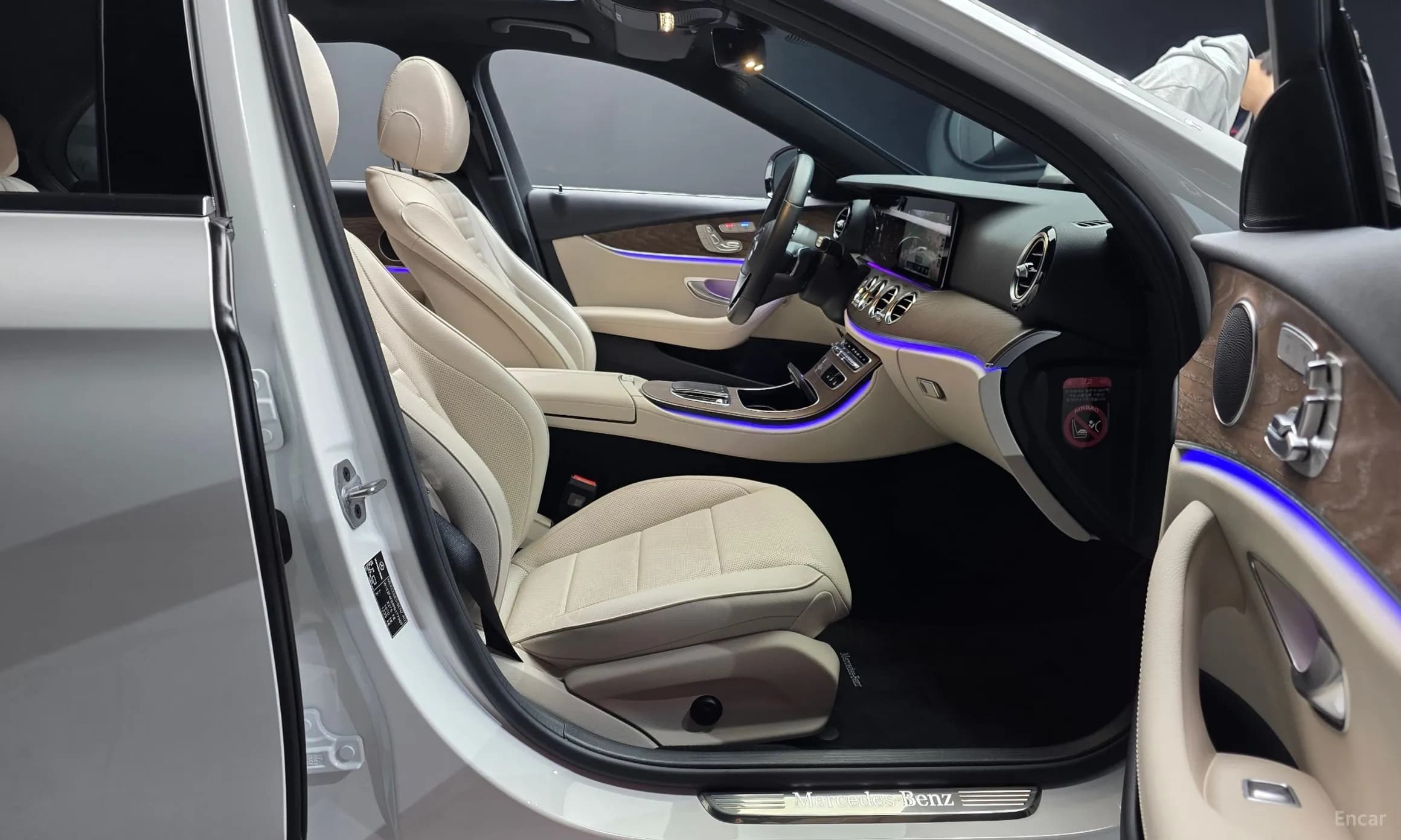 E-Class W213