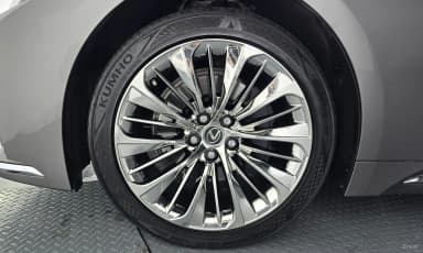 LS500 5th Generation