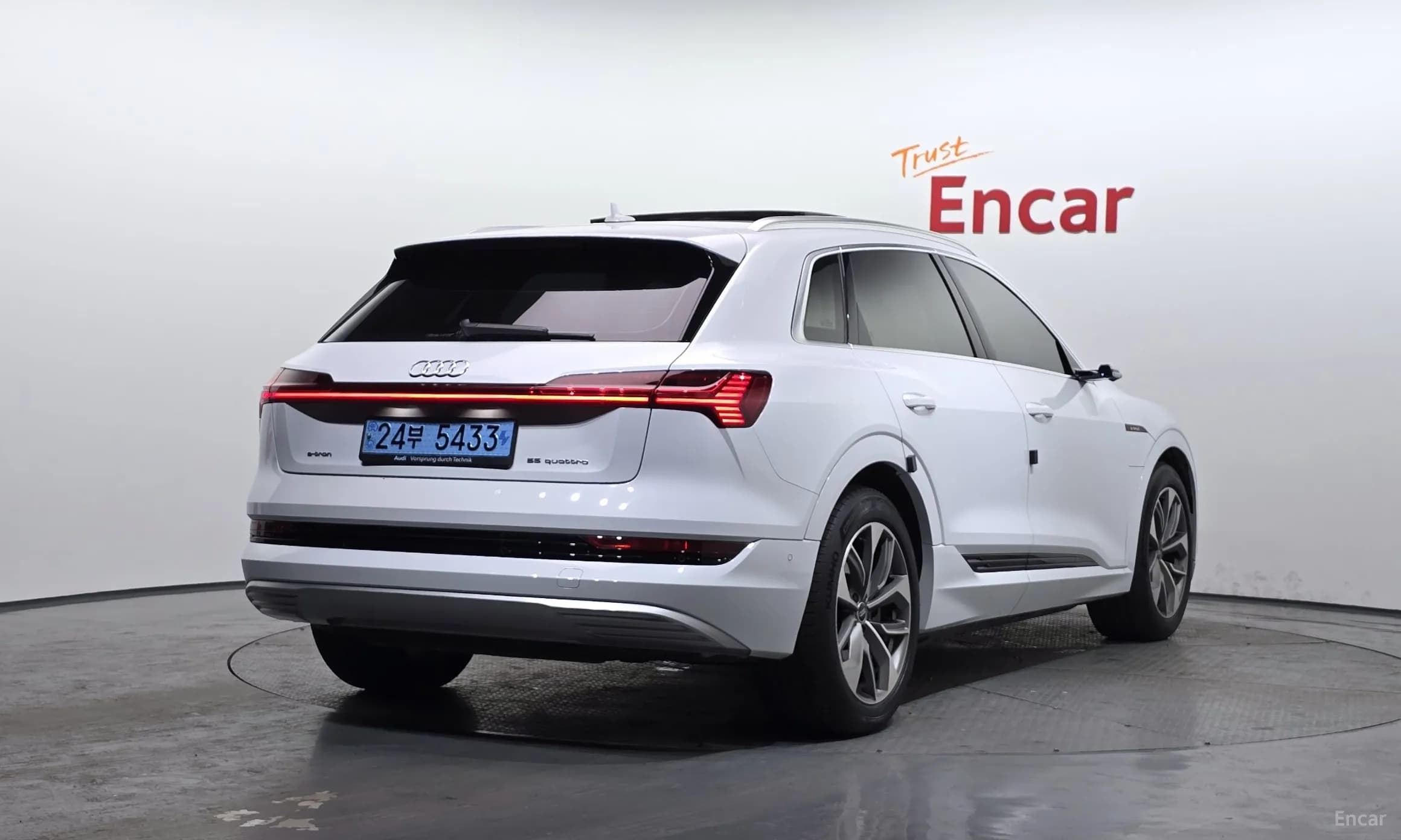 e-tron