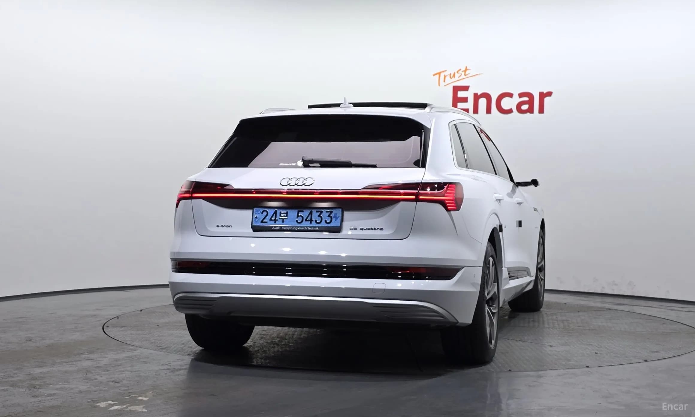 e-tron