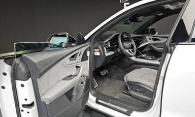 Q8 (4M)