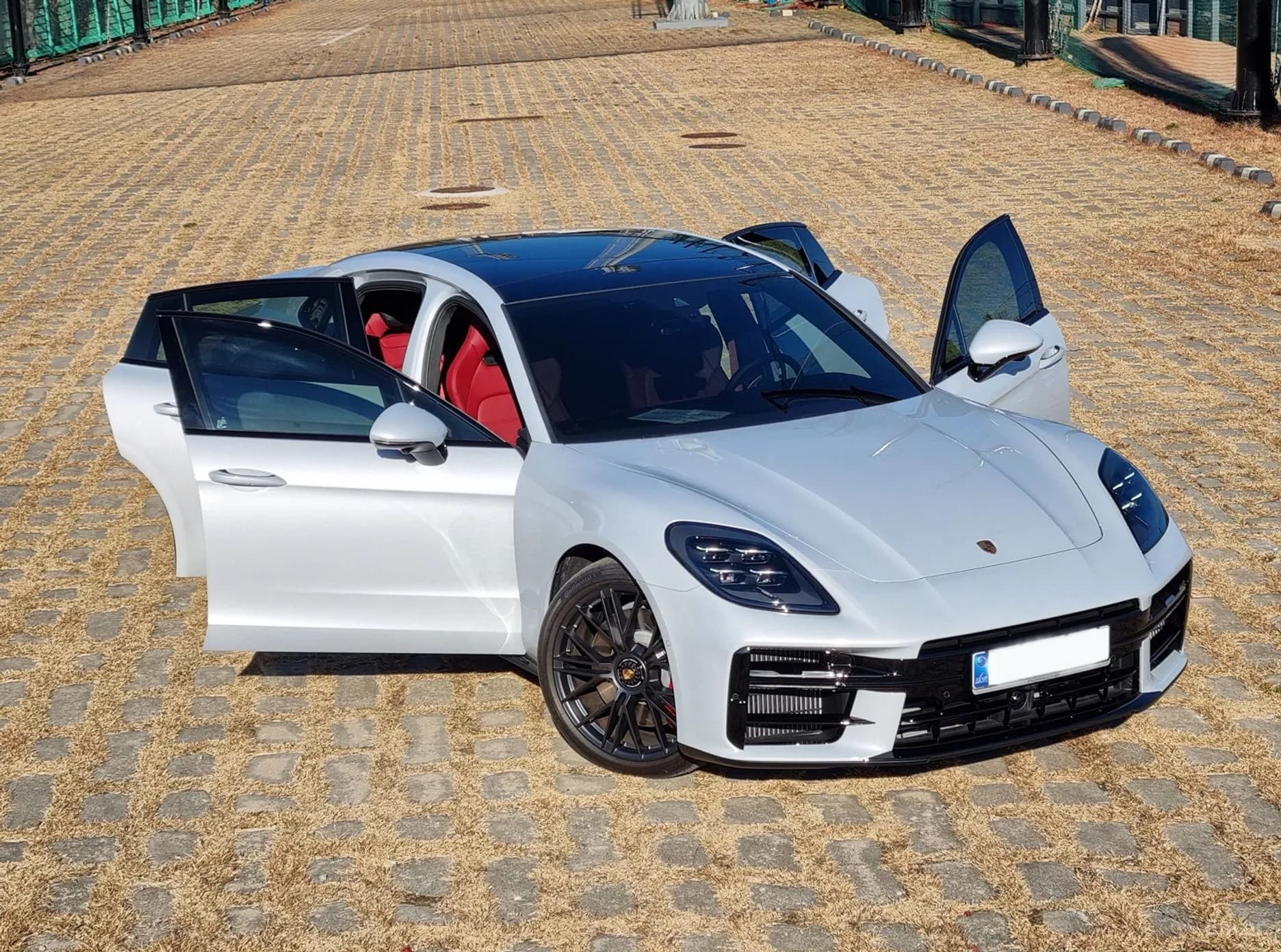 Panamera (976)