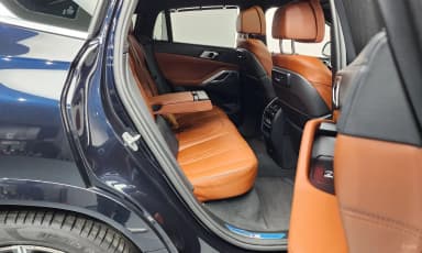 X6 (G06)