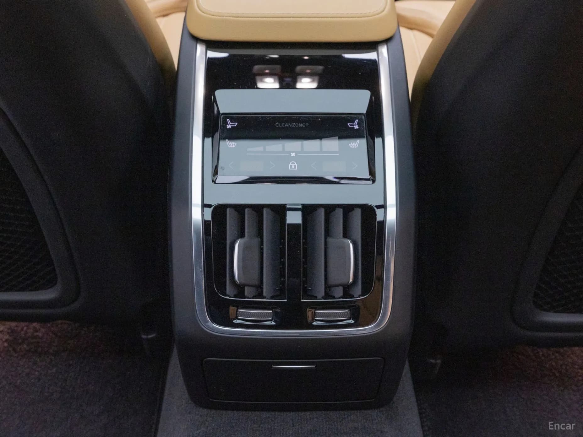 S90