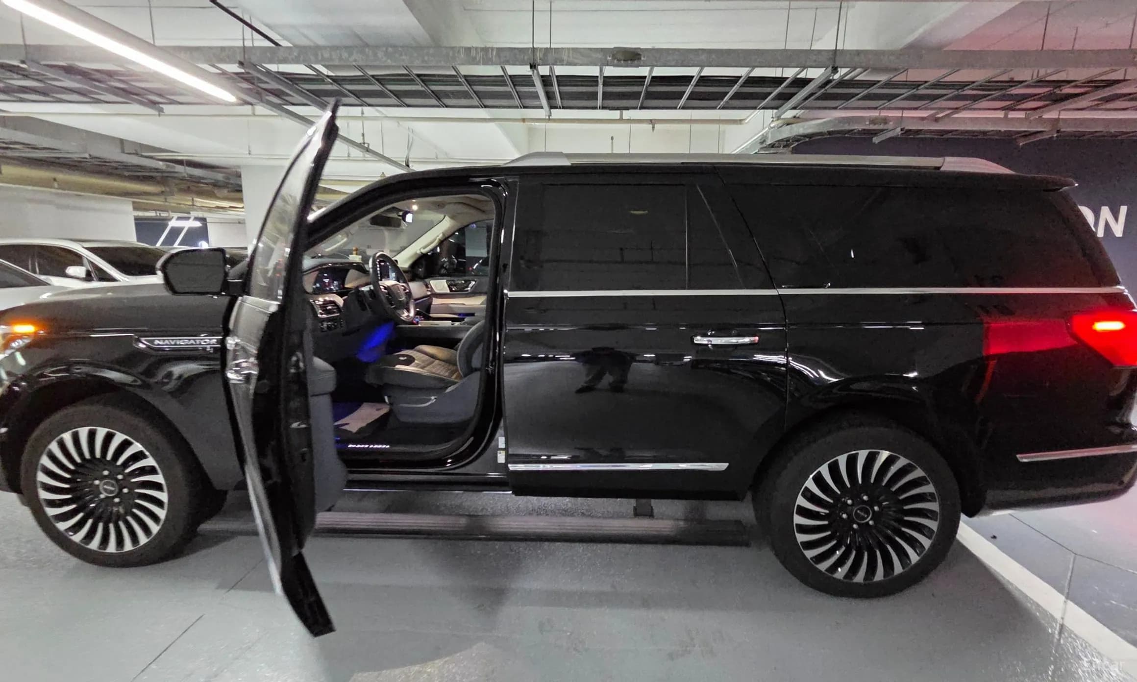 Navigator 4th generation