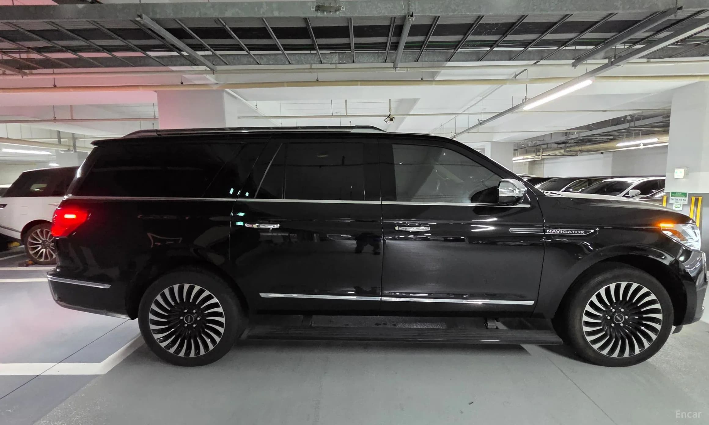 Navigator 4th generation