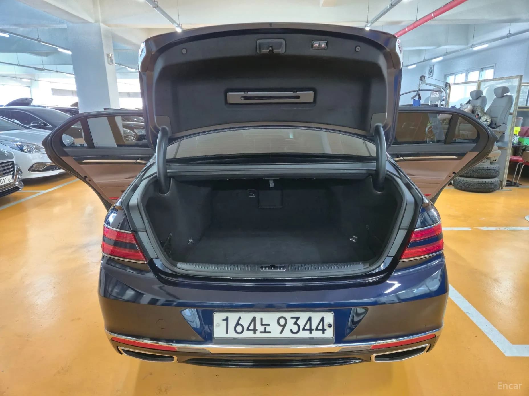 G90