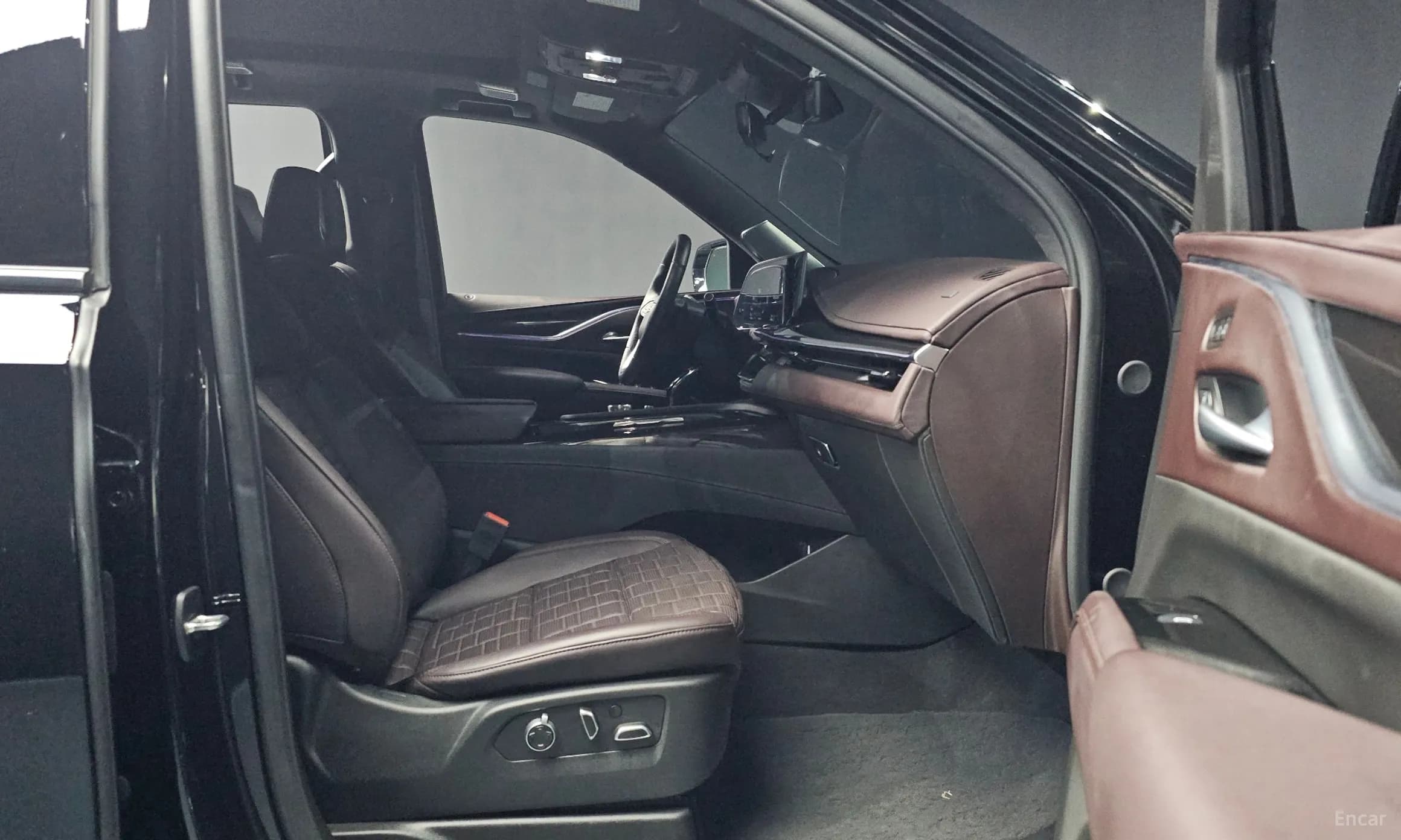 Escalade 5th Generation