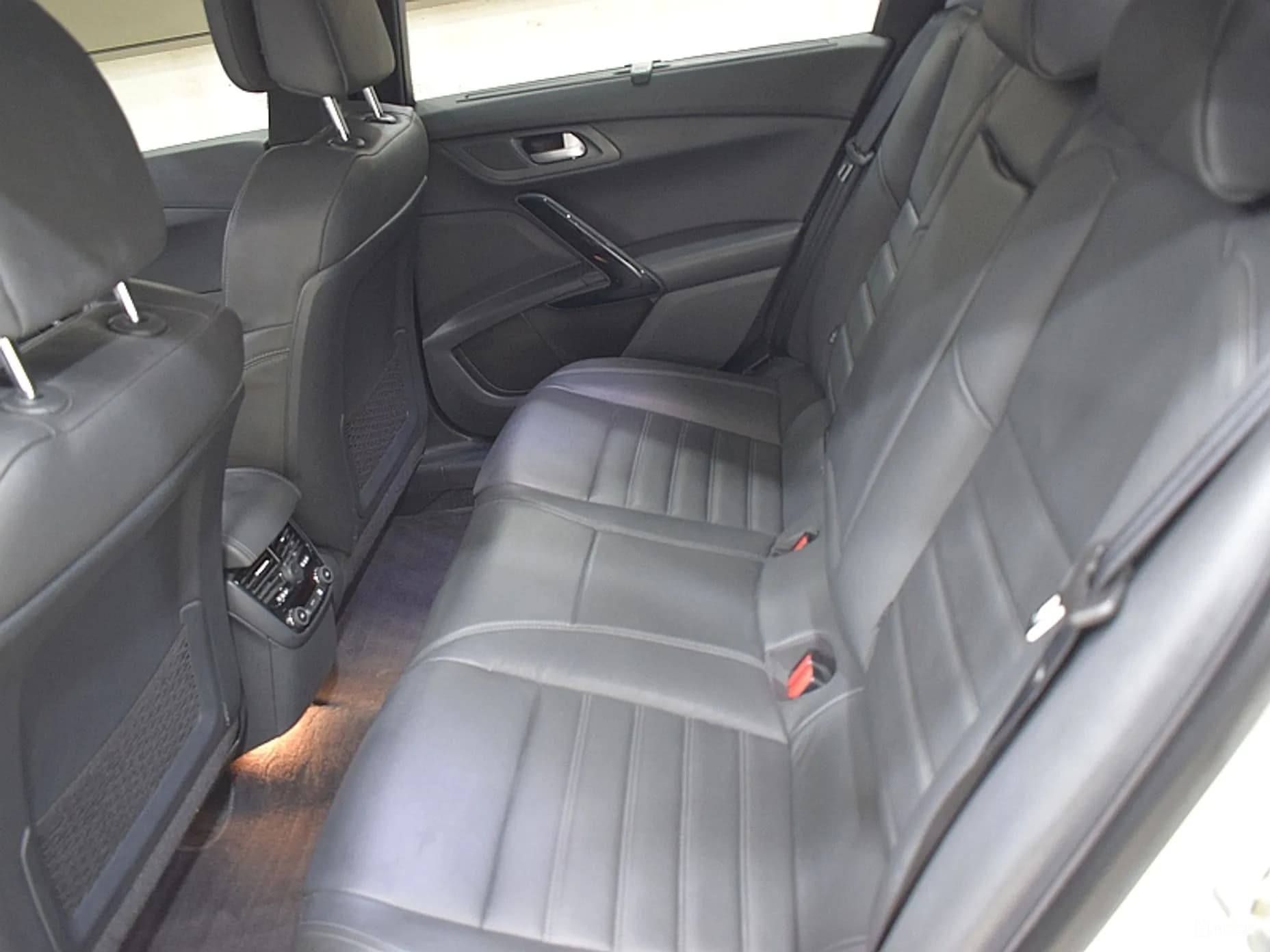 m1Bw200E2YqeygG33_dc2:507