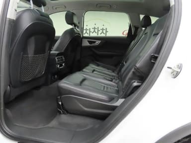 Q7 (4M)