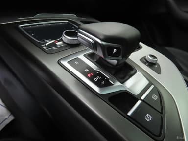 Q7 (4M)