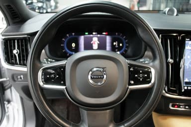 S90
