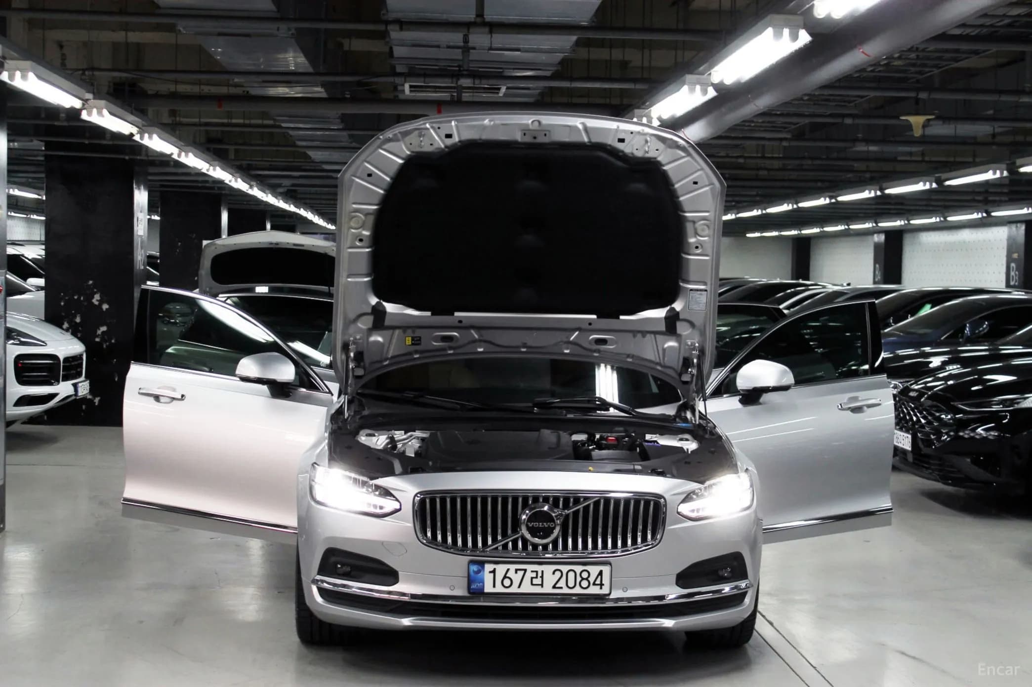 S90