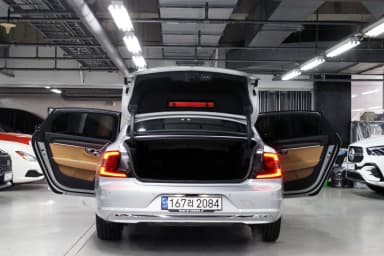 S90