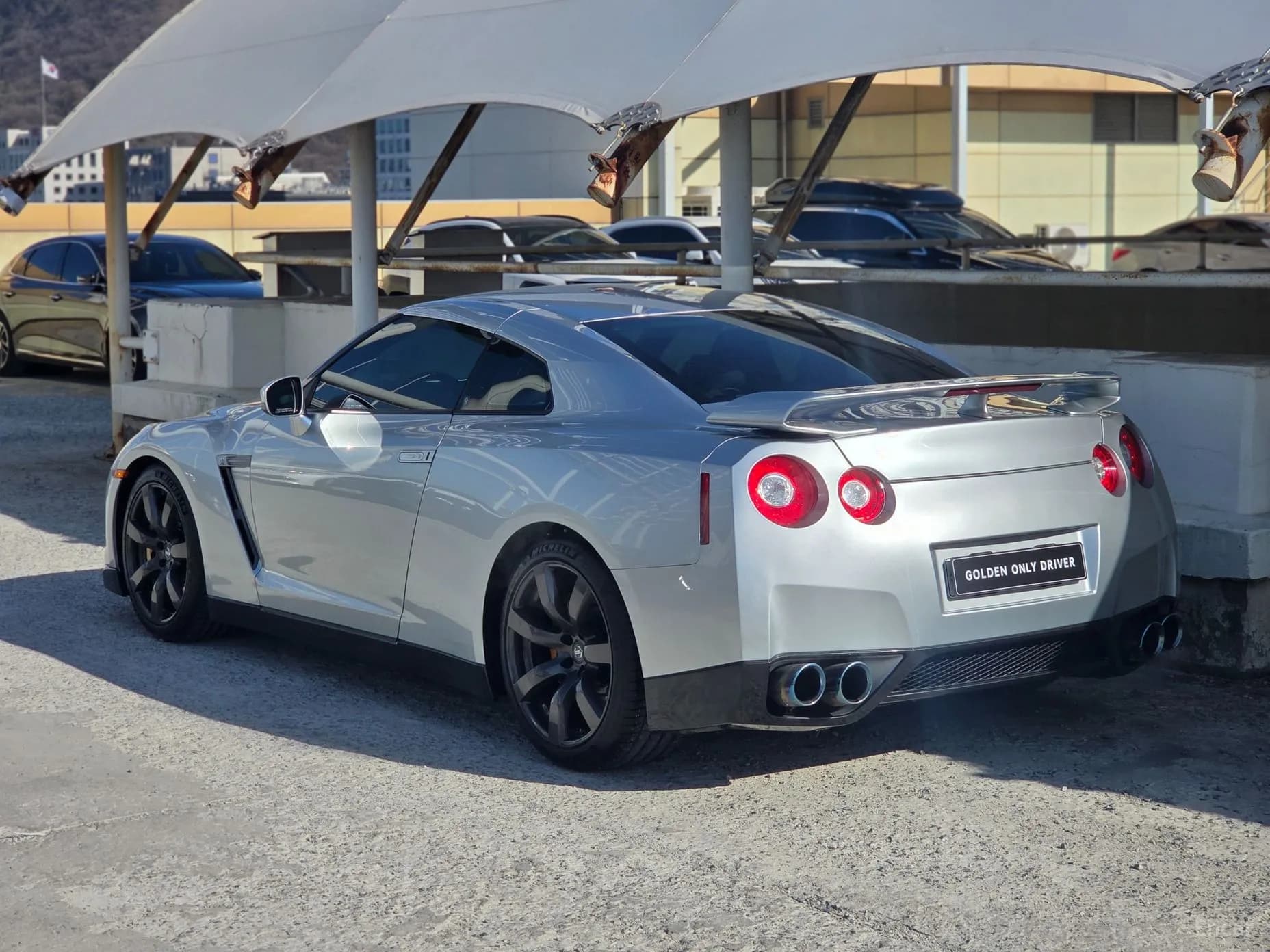 GT-R