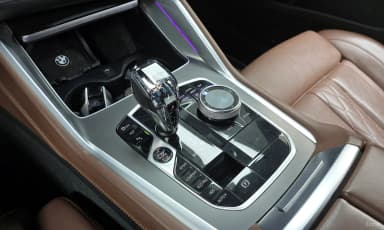 X6 (G06)