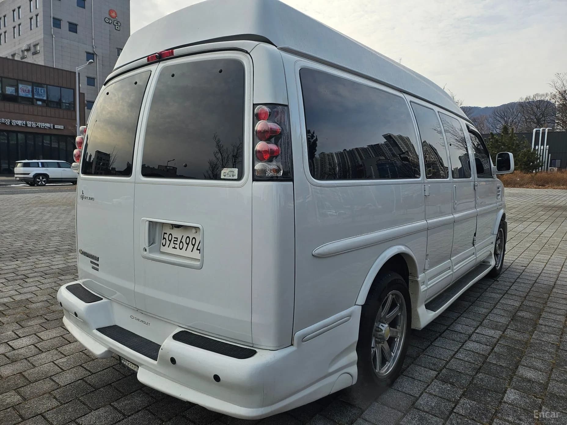 Express Van